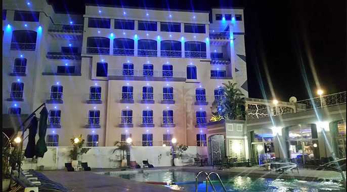 Hôtel Borasol Tanger - Complexe Touristique avec piscine et éclairage nocturne